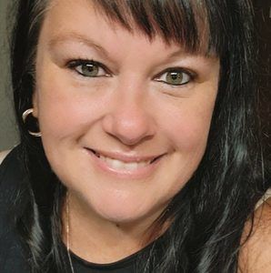 Meet your Posher, Denise